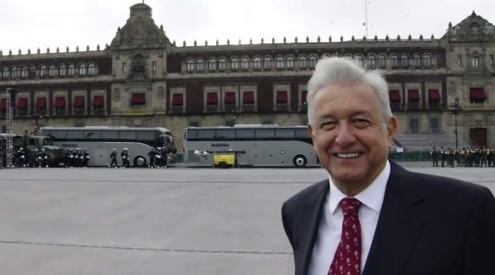 amlo palacio nacional