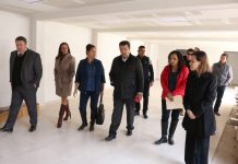 Recorre Cabada instalaciones de Vida Integral para la Mujer