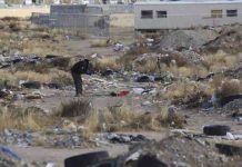 Dejan cadáver de mujer en lote baldío