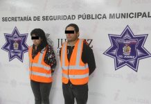 Matrimonio peleaba en la vía pública