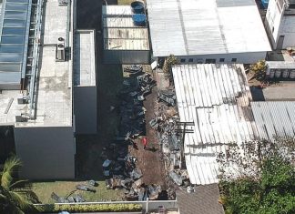 Incendio deja 8 muertos en club de futbol