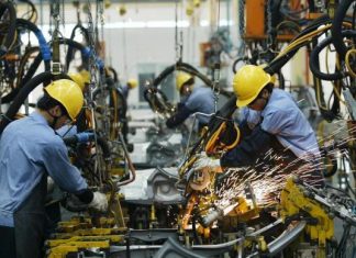 Cierra GM 11 plantas en Michigan por intenso frío