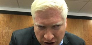 DESENTUERTOS: PISOTEAN A PRESIDENTE DEL ICHITAIP