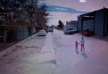 Llegan a clases y se topan con muerta