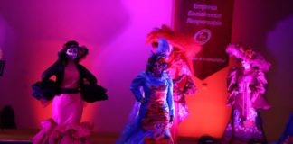 Desfilan catrinas para obtener fondos a favor de Granja Hogar del DIF