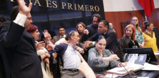 Asume morenista en CNDH entre señalamientos de fraude