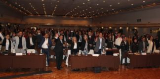 Se unen varios diputados de Chihuahua por la familia