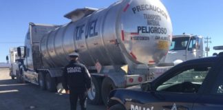 Recuperan camión robado con 40 mil litros de gasolina