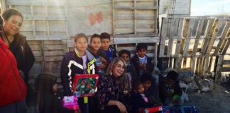 ‘Me salen lágrimas de emoción’; ganadora de presea Kirá