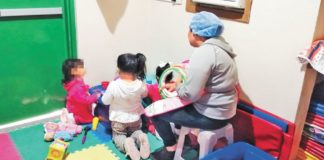 ‘Algunas madres usan beca de estancias infantiles para ponerse uñas’