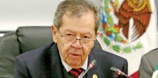 INE, en riesgo por ‘lambiscones’; Muñoz Ledo dice que quieren entregarlo