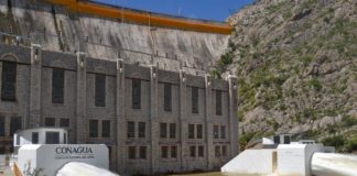 Abre gobierno federal compuertas en La Boquilla y agricultores protestan