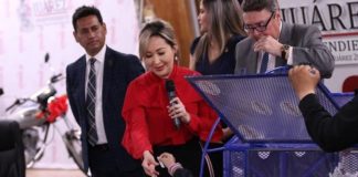 Premian a contribuyentes del Predial con autos, motos y celulares