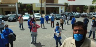 Maquiladoras de la frontera planean reapertura en mayo