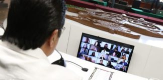 Sesionan regidores desde casa, a través de pantalla