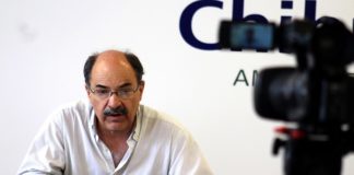 DESENTUERTOS: EX FUNCIONARIO DE CORRAL SE SUELTA LA GREÑA