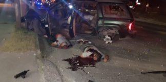 Difunden imágenes de sicarios abatidos por policías