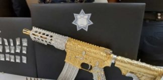 Con rifle AR-15 de oro y diamantes, cae integrante de ‘Las Bigotonas’