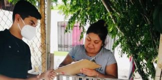 Entrega DIF Municipal dotaciones alimenticias dobles a mujeres embarazadas y niños