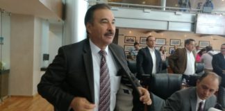 Solicita diputado panista destitución de AMLO por incapacidad mental