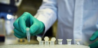 Da resultados positivos, vacuna contra coronavirus de AstraZeneca y Oxford