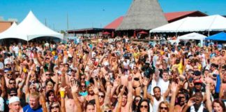 Organizan estudiantes de EU fiestas para contagiarse de coronavirus