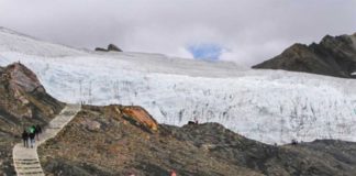 Glaciares de Perú se derriten a la mitad por cambio climático