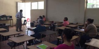 Enseñan a ser padres a 100 personas en medio de la pandemia