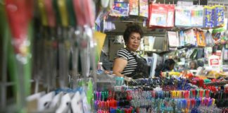 Caen ventas de papelería en 70 por ciento por pandemia