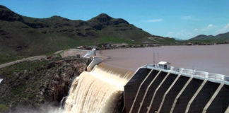 Agricultores toman el centro de Chihuahua; exigen cierre de presas