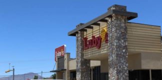 Lamentan cierre de cafeterías Luby’s en El Paso