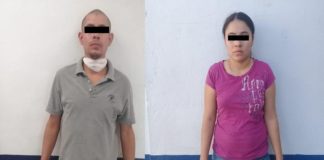 La priva de su libertad; ella lo golpea y los detienen a los dos