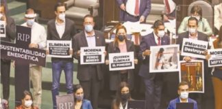 Los 109 fideicomisos persisten, por ahora; falta de quórum impidió su desaparición