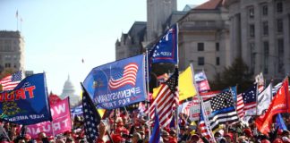 Miles marchan en Washington en apoyo a Donald Trump