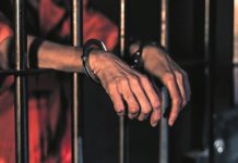 Pedófilo británico que abusó de 191 niños fue violado y asesinado en prisión