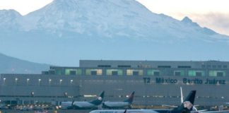 México analiza frenar vuelos de Reino Unido por nueva cepa de coronavirus