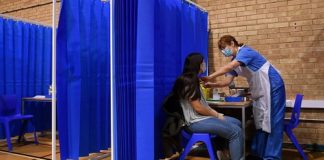 Recomienda Reino Unido no vacunar a alérgicos contra covid