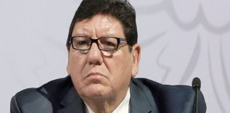 DESENTUERTOS: DESPRECIAN A MOCKEN; PREPARA GOLPE LETAL