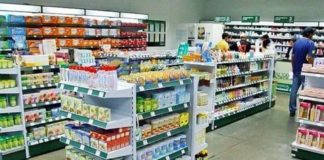 Pacientes de covid-19 optan por farmacias; temen ser internados