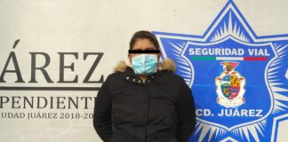 Intentó tramitar permiso y pedimento resultó falso