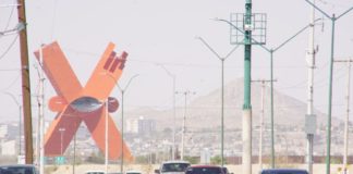 Alertan a conductores por fuertes vientos