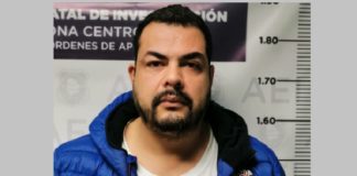 Embargó autos y en lugar de resguardarlos les dio uso personal