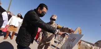 Acude Alcalde a exposición fotográfica “Ejército y Fuerza Aérea, la Gran Fuerza de México”