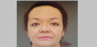 Ahogó a su hija bebé con papel higiénico y la escondió en armario; le dan 30 años de cárcel