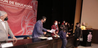 Han entregado 100 mdp en becas escolares