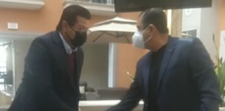 DESENTUERTOS: FUMAN PIPA DE LA PAZ CABADA Y GONZÁLEZ