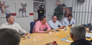 Se reúne Cruz Pérez Cuéllar con empresarios de CODER