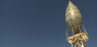 Funcionará otra vez faro meteorológico; conoce significado de colores