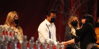 Entrega Cabada 20 mil litros de gel antibacterial para escuelas de nivel básico