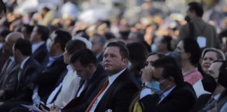 DESENTUERTOS: GOLPE SECO AL GÜERO MARTÍNEZ